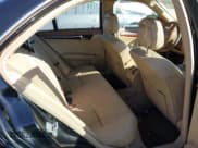 ✅ 2008 Mercedes-Benz C 300 Sport • VIN: WDDGF54X48F125731 • Lot: 43911962. Wystawiony na IAAI z przebiegiem 193 961 mil. Bezpłatny archiwum sprzedaży aukcyjnych z USA i szczegółowy raport historii pojazdu na DreamBid. Zdjęcie 8.