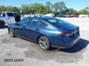 ✅ 2024 Honda Accord EX • VIN: 1HGCY1F37RA040677 • Лот: 43572959. Опубликован ранее на IAAI с пробегом 21 245 миль. Бесплатный доступ к архиву аукционных продаж из США и подробный отчёт об истории автомобиля на DreamBid. Изображение 3.