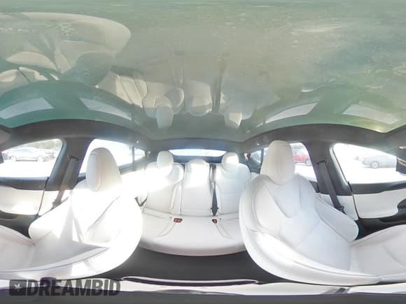 ✅ 2022 Tesla Model S Plaid • VIN: 5YJSA1E62NF468118 • Lot: 85561105. Wystawiony na Copart z przebiegiem 69 912 mil. Bezpłatny archiwum sprzedaży aukcyjnych z USA i szczegółowy raport historii pojazdu na DreamBid. Zdjęcie 14.