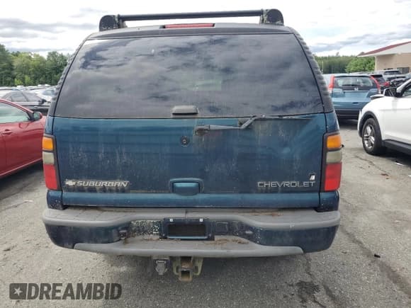 ✅ 2005 Chevrolet Suburban Z71 • VIN: 3GNFK16Z85G136399 • Lot: 64884415. Listed on Copart with 90,941 mi. Free auction sales archive from the USA and detailed vehicle history report at DreamBid. Image 6.