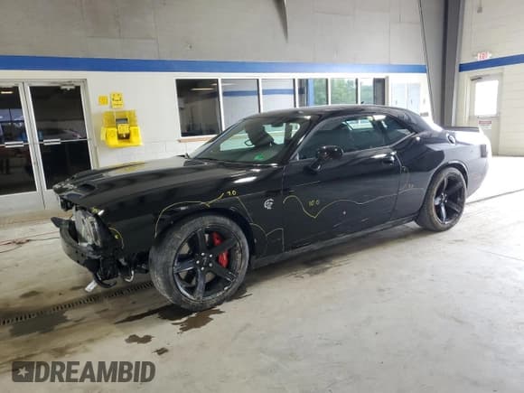 ✅ 2020 Dodge Challenger SRT Hellcat Widebody • VIN: 2C3CDZC99LH221620 • Lot: 65615865. Wystawiony na Copart z przebiegiem 6 557 mil. Bezpłatny archiwum sprzedaży aukcyjnych z USA i szczegółowy raport historii pojazdu na DreamBid. Zdjęcie 1.