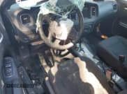 ✅ 2018 Dodge Charger Police • VIN: 2C3CDXKT2JH223739 • Lot: 69226575. Wystawiony na Copart z przebiegiem 88 565 mil. Bezpłatny archiwum sprzedaży aukcyjnych z USA i szczegółowy raport historii pojazdu na DreamBid. Zdjęcie 8.