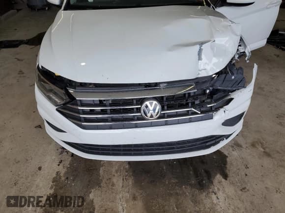 ✅ 2019 Volkswagen Jetta S • VIN: 3VWC57BU9KM006514 • Lot: 57563825. Listed on Copart with 71,346 mi. Free auction sales archive from the USA and detailed vehicle history report at DreamBid. Image 11.