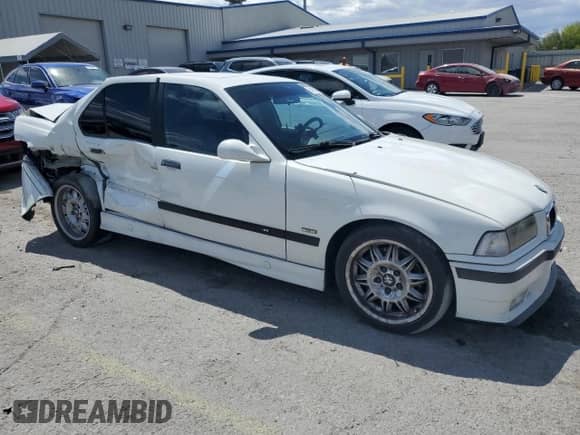 1997 BMW 3 Series M3s z VIN WBSCD9326VEE06423, wystawiony jako Copart lot #54953975 z przebiegiem 193 185 mil mil oraz Szkoda całkowita • Salvage title. Historia ofert i sprzedaży dostępna na DreamBid. Obrazek 4.