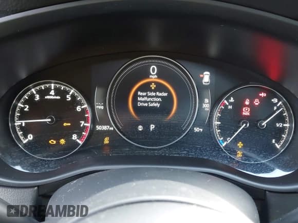 ✅ 2023 Mazda CX-50 Premium Plus • VIN: 7MMVABEY7PN115401 • Лот: 43575616. Опубликован ранее на IAAI с пробегом 50 387 миль. Бесплатный доступ к архиву аукционных продаж из США и подробный отчёт об истории автомобиля на DreamBid. Изображение 7.