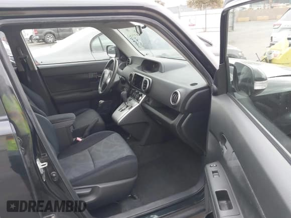 ✅ 2012 Scion xB • VIN: JTLZE4FE4CJ013209 • Lot: 43336960. Listed on IAAI with 129,734 mi. Free auction sales archive from the USA and detailed vehicle history report at DreamBid. Image 5.