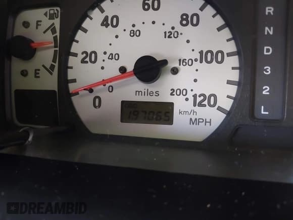 ✅ 2003 Mitsubishi Montero Sport ES • VIN: JA4LS21H43J017853 • Lot: 43700380. Listed on IAAI with 197,065 mi. Free auction sales archive from the USA and detailed vehicle history report at DreamBid. Image 15.