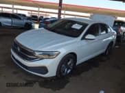 ✅ 2023 Volkswagen Jetta SE • VIN: 3VWEM7BU6PM043099 • Лот: 42905447. Опубликован ранее на IAAI с пробегом 31 501 миль. Бесплатный доступ к архиву аукционных продаж из США и подробный отчёт об истории автомобиля на DreamBid. Изображение 17.