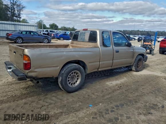✅ 1998 Toyota Tacoma • VIN: 4TAVL52N9WZ018435 • Lot: 94808945. Wystawiony na Copart z przebiegiem Nie podano. Bezpłatny archiwum sprzedaży aukcyjnych z USA i szczegółowy raport historii pojazdu na DreamBid. Zdjęcie 3.