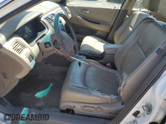 2001 Honda Accord EX с VIN JHMCG56601C018952, выставлен на аукционе Copart как лот 64621285 с пробегом 298 496 миль миль и Списание • Salvage title. История ставок и продаж доступна на DreamBid. Изображение 7.