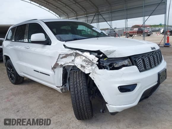 ✅ 2019 Jeep Grand Cherokee Laredo E • VIN: 1C4RJEAG3KC819910 • Lot: 42641514. Wystawiony na IAAI z przebiegiem 104 281 mil. Bezpłatny archiwum sprzedaży aukcyjnych z USA i szczegółowy raport historii pojazdu na DreamBid. Zdjęcie 1.
