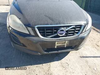 ✅ 2013 Volvo XC60 T6 • VIN: YV4902DZ3D2398632 • Lot: 43621078. Wystawiony na IAAI z przebiegiem 196 196 mil. Bezpłatny archiwum sprzedaży aukcyjnych z USA i szczegółowy raport historii pojazdu na DreamBid. Zdjęcie 6.