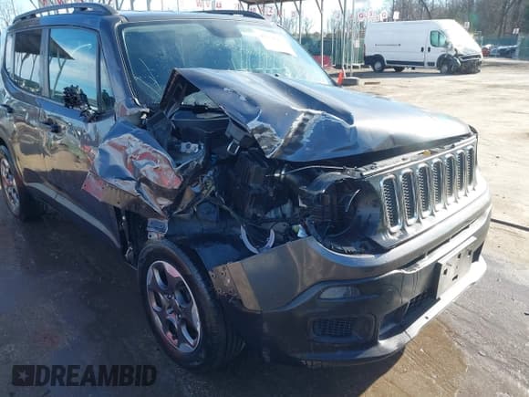 ✅ 2017 Jeep Renegade Sport • VIN: ZACCJBAH7HPF40297 • Lot: 41650907. Wystawiony na IAAI z przebiegiem 35 630 mil. Bezpłatny archiwum sprzedaży aukcyjnych z USA i szczegółowy raport historii pojazdu na DreamBid. Zdjęcie 17.