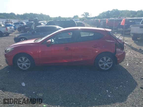 ✅ 2016 Mazda 3 i Sport • VIN: JM1BM1J79G1329170 • Лот: 42814633. Опубликован ранее на IAAI с пробегом 206 204 миль. Бесплатный доступ к архиву аукционных продаж из США и подробный отчёт об истории автомобиля на DreamBid. Изображение 14.