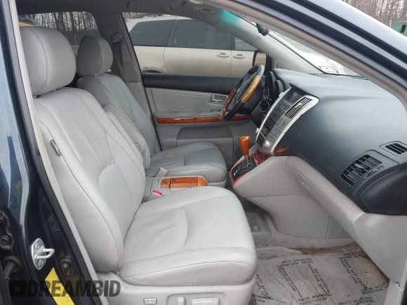 ✅ 2007 Lexus RX 350 • VIN: 2T2HK31U87C007452 • Lot: 43916063. Wystawiony na IAAI z przebiegiem 170 238 mil. Bezpłatny archiwum sprzedaży aukcyjnych z USA i szczegółowy raport historii pojazdu na DreamBid. Zdjęcie 5.