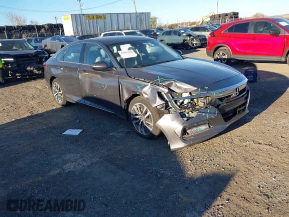 ✅ 2019 Honda Accord EX • VIN: 1HGCV3F45KA013867 • Lot: 43597504. Listed on IAAI with 97,015 mi. Free auction sales archive from the USA and detailed vehicle history report at DreamBid. Image 1.