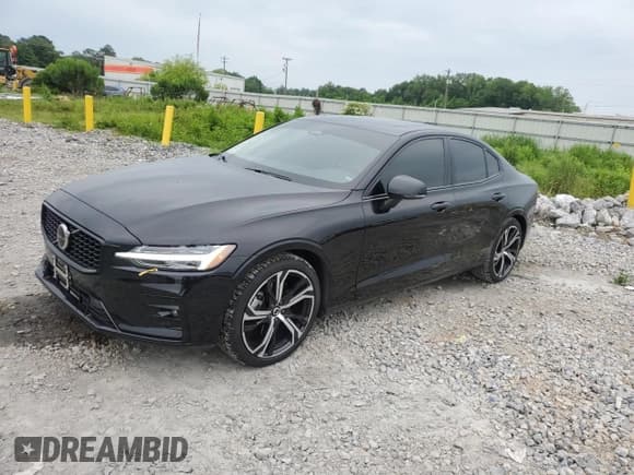 ✅ 2024 Volvo S60 Core Dark Theme • VIN: 7JRL12FKXRG317854 • Lot: 56170695. Listed on Copart with 19,444 mi. Free auction sales archive from the USA and detailed vehicle history report at DreamBid. Image 1.