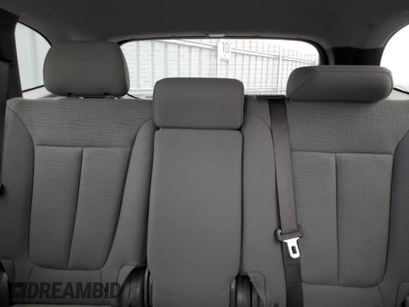 2010 Hyundai Santa Fe z VIN 5NMSG4AG1AH340427, wystawiony jako Copart lot #74011824 z przebiegiem 166 515 mil mil oraz Czysty tytuł • Clean title. Historia ofert i sprzedaży dostępna na DreamBid. Obrazek 10.