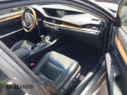 ✅ 2014 Lexus ES 300h • VIN: JTHBW1GG4E2072376 • Lot: 42451344. Listed on IAAI with 152,354 mi. Free auction sales archive from the USA and detailed vehicle history report at DreamBid. Image 5.