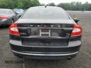 ✅ 2015 Volvo S80 • VIN: YV1902MB2F1182652 • Lot: 62606975. Listed on Copart with 119,911 mi. Free auction sales archive from the USA and detailed vehicle history report at DreamBid. Image 6.