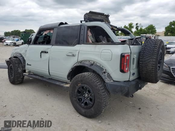 ✅ 2023 Ford Bronco • VIN: 1FMEE5DP1PLB38727 • Lot: 62945695. Wystawiony na Copart z przebiegiem 25 342 mil. Bezpłatny archiwum sprzedaży aukcyjnych z USA i szczegółowy raport historii pojazdu na DreamBid. Zdjęcie 2.