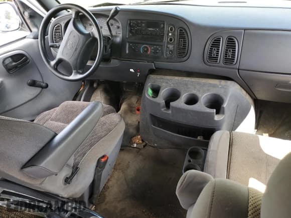 ✅ 1999 Dodge Cargo • VIN: 2B7JB21Y9XK508488 • Lot: 64641814. Listed on Copart with Not provided. Free auction sales archive from the USA and detailed vehicle history report at DreamBid. Image 8.