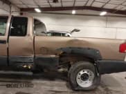 ✅ 1996 GMC Sonoma SL • VIN: 1GTDT19XXT8532974 • Лот: 42082373. Опубликован ранее на IAAI с пробегом 117 869 миль. Бесплатный доступ к архиву аукционных продаж из США и подробный отчёт об истории автомобиля на DreamBid. Изображение 6.