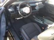 ✅ 2025 Dodge Charger R/T • VIN: 2C3CDBCK9SR543354 • Lot: 90431535. Wystawiony na Copart z przebiegiem 2 898 mil. Bezpłatny archiwum sprzedaży aukcyjnych z USA i szczegółowy raport historii pojazdu na DreamBid. Zdjęcie 8.