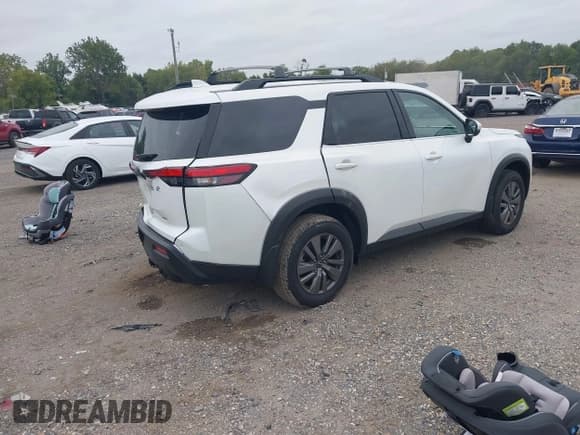 ✅ 2025 Nissan Pathfinder Rock Creek • VIN: 5N1DR3BD5SC247942 • Lot: 43167345. Listed on IAAI with 1,731 mi. Free auction sales archive from the USA and detailed vehicle history report at DreamBid. Image 4.