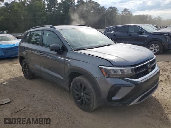 ✅ 2024 Volkswagen Taos S • VIN: 3VV5X7B24RM083839 • Lot: 84659175. Wystawiony na Copart z przebiegiem 45 846 mil. Bezpłatny archiwum sprzedaży aukcyjnych z USA i szczegółowy raport historii pojazdu na DreamBid. Zdjęcie 4.