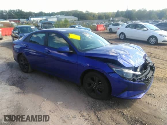 2023 Hyundai Elantra SEL z VIN KMHLM4AG8PU452572, wystawiony jako IAAI lot #43279239 z przebiegiem 51 009 mil mil oraz . Historia ofert i sprzedaży dostępna na DreamBid. Obrazek 1.