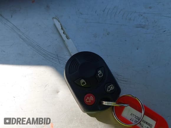 ✅ 2017 Ford Transit XL • VIN: 1FMZK1ZM4HKA41921 • Lot: 43757729. Wystawiony na IAAI z przebiegiem 96 713 mil. Bezpłatny archiwum sprzedaży aukcyjnych z USA i szczegółowy raport historii pojazdu na DreamBid. Zdjęcie 11.