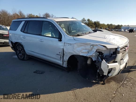 ✅ 2021 GMC Yukon AT4 • VIN: 1GKS2CKD4MR206593 • Lot: 42100765. Listed on Copart with 75,930 mi. Free auction sales archive from the USA and detailed vehicle history report at DreamBid. Image 4.
