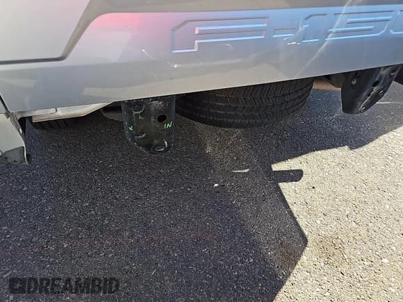 ✅ 2019 Ford F-150 XL • VIN: 1FTEX1CB0KFB64174 • Lot: 43868482. Listed on IAAI with 104,287 mi. Free auction sales archive from the USA and detailed vehicle history report at DreamBid. Image 2.