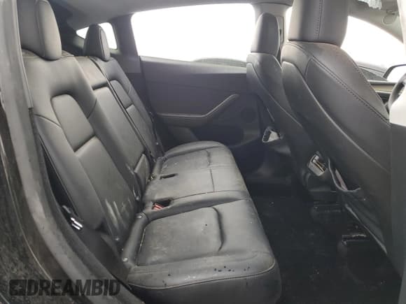 ✅ 2025 Tesla Model Y Long Range • VIN: 7SAYGDEE5SF264882 • Lot: 86113415. Wystawiony na Copart z przebiegiem Nie podano. Bezpłatny archiwum sprzedaży aukcyjnych z USA i szczegółowy raport historii pojazdu na DreamBid. Zdjęcie 11.