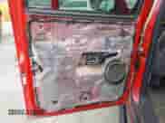 2000 Chevrolet Suburban LT с VIN 3GNFK16T4YG152972, выставлен на аукционе IAAI как лот 42171645 с пробегом Не указан миль и . История ставок и продаж доступна на DreamBid. Изображение 15.