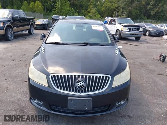 ✅ 2013 Buick LaCrosse Leather • VIN: 1G4GC5ER2DF264216 • Лот: 42983950. Опубликован ранее на IAAI с пробегом 196 429 миль. Бесплатный доступ к архиву аукционных продаж из США и подробный отчёт об истории автомобиля на DreamBid. Изображение 12.