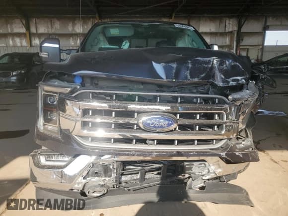 ✅ 2022 Ford F-150 XLT • VIN: 1FTFW1ED8NFA60865 • Lot: 69848845. Wystawiony na Copart z przebiegiem 51 042 mil. Bezpłatny archiwum sprzedaży aukcyjnych z USA i szczegółowy raport historii pojazdu na DreamBid. Zdjęcie 5.