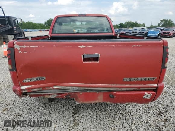 ✅ 1995 Chevrolet S-10 LS • VIN: 1GCCS1949SK139523 • Лот: 57154695. Опубликован ранее на Copart с пробегом 190 169 миль. Бесплатный доступ к архиву аукционных продаж из США и подробный отчёт об истории автомобиля на DreamBid. Изображение 6.