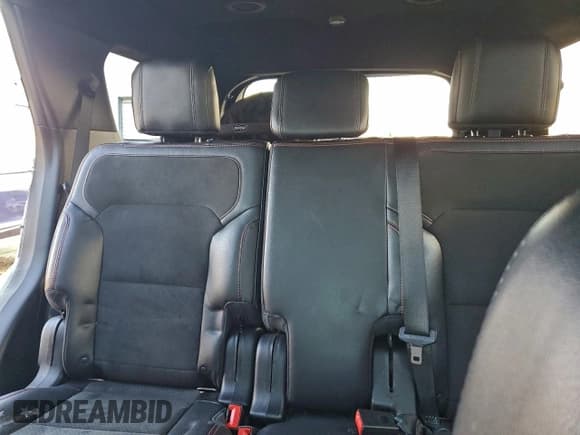 ✅ 2018 Ford Explorer XLT • VIN: 1FM5K8D84JGA55618 • Lot: 94232865. Wystawiony na Copart z przebiegiem 77 462 mil. Bezpłatny archiwum sprzedaży aukcyjnych z USA i szczegółowy raport historii pojazdu na DreamBid. Zdjęcie 10.