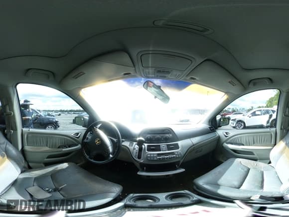 ✅ 2006 Honda Odyssey EX-L • VIN: 5FNRL38666B053689 • Lot: 43836082. Listed on IAAI with 171,596 mi. Free auction sales archive from the USA and detailed vehicle history report at DreamBid. Image 18.