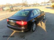 ✅ 2015 Audi A4 Premium • VIN: WAUAFAFL1FN005789 • Lot: 41800560. Wystawiony na IAAI z przebiegiem 114 826 mil. Bezpłatny archiwum sprzedaży aukcyjnych z USA i szczegółowy raport historii pojazdu na DreamBid. Zdjęcie 4.