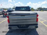 ✅ 2021 Chevrolet Silverado 1500 High Country • VIN: 3GCPWFED4MG144695 • Lot: 42880446. Wystawiony na IAAI z przebiegiem 14 271 mil. Bezpłatny archiwum sprzedaży aukcyjnych z USA i szczegółowy raport historii pojazdu na DreamBid. Zdjęcie 17.