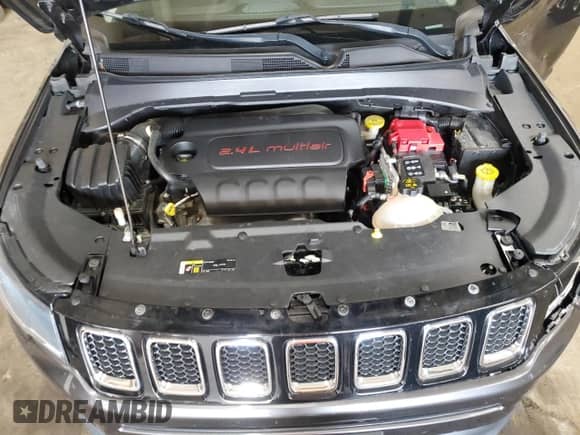 2020 Jeep Compass Latitude с VIN 3C4NJDBB5LT174999, выставлен на аукционе Copart как лот 68952635 с пробегом 60 294 миль миль и Списание • Salvage title. История ставок и продаж доступна на DreamBid. Изображение 11.