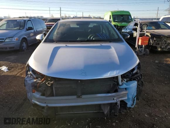 ✅ 2015 Chevrolet Volt • VIN: 1G1RB6E4XFU110211 • Lot: 80226824. Wystawiony na Copart z przebiegiem 46 889 mil. Bezpłatny archiwum sprzedaży aukcyjnych z USA i szczegółowy raport historii pojazdu na DreamBid. Zdjęcie 5.