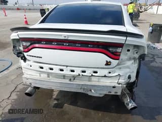 ✅ 2019 Dodge Charger Scat Pack • VIN: 2C3CDXGJ4KH696633 • Lot: 43520442. Wystawiony na IAAI z przebiegiem 102 433 mil. Bezpłatny archiwum sprzedaży aukcyjnych z USA i szczegółowy raport historii pojazdu na DreamBid. Zdjęcie 6.