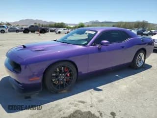 ✅ 2016 Dodge Challenger SRT Hellcat • VIN: 2C3CDZC96GH200228 • Lot: 56587725. Wystawiony na Copart z przebiegiem 18 611 mil. Bezpłatny archiwum sprzedaży aukcyjnych z USA i szczegółowy raport historii pojazdu na DreamBid. Zdjęcie 1.