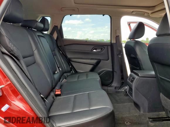 ✅ 2022 Nissan Rogue SV • VIN: 5N1BT3BA5NC704011 • Lot: 80453785. Wystawiony na Copart z przebiegiem 56 109 mil. Bezpłatny archiwum sprzedaży aukcyjnych z USA i szczegółowy raport historii pojazdu na DreamBid. Zdjęcie 11.