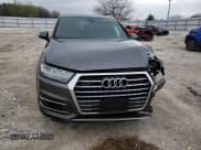 ✅ 2018 Audi Q7 • VIN: WA1LHBF78JD034424 • Lot: 36938824. Wystawiony na Copart z przebiegiem 70 115 mil. Bezpłatny archiwum sprzedaży aukcyjnych z USA i szczegółowy raport historii pojazdu na DreamBid. Zdjęcie 10.