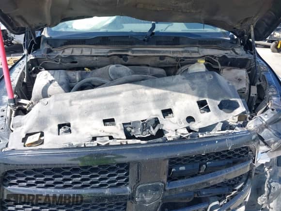 2013 Ram 1500 Express z VIN 3C6JR6AT8DG505511, wystawiony jako IAAI lot #43104315 z przebiegiem 306 996 mil mil oraz . Historia ofert i sprzedaży dostępna na DreamBid. Obrazek 10.